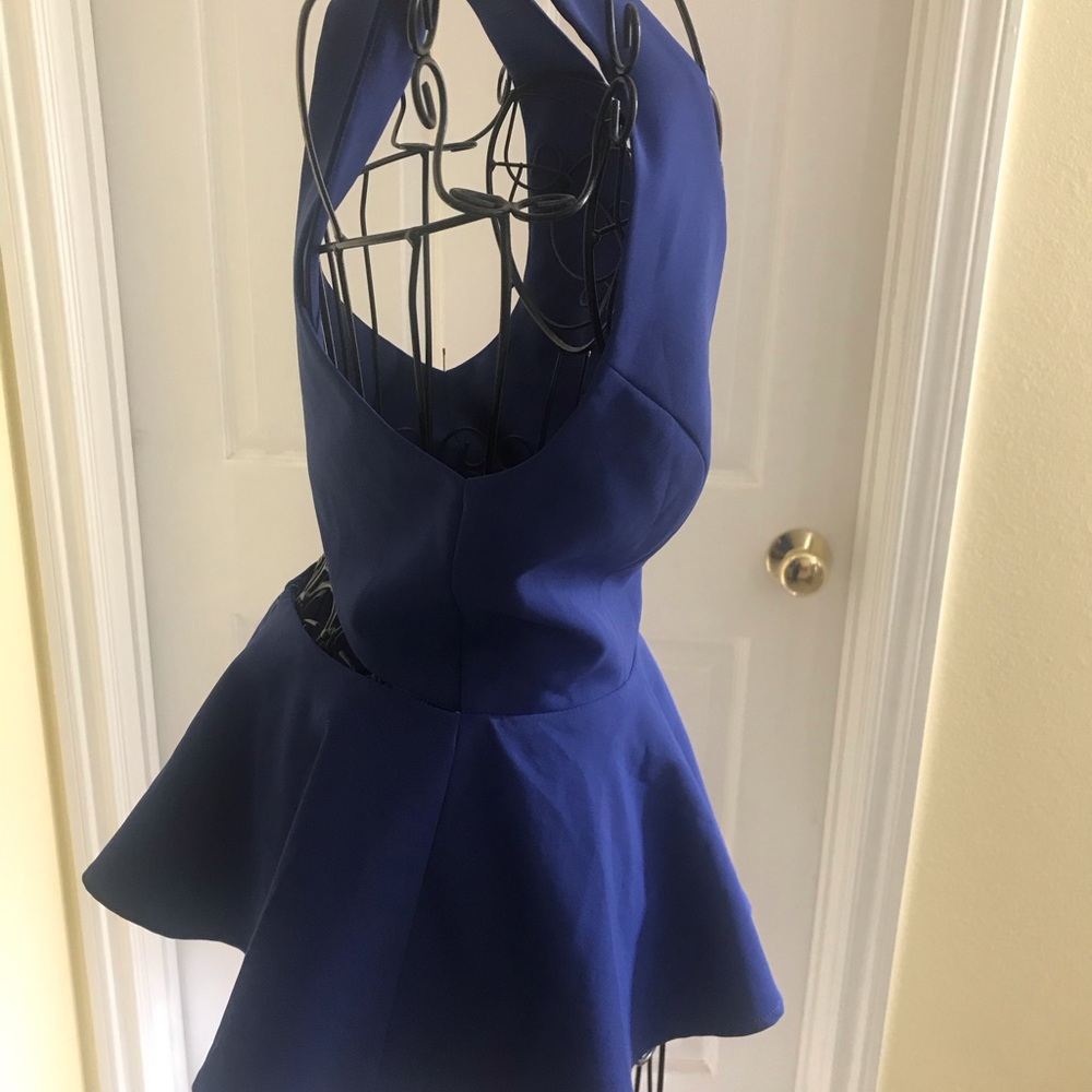 2x HOST PICK Lovers + Friends NWT Open Back Blouse NWT Size XS Gorgeous - Picture 3 of 7